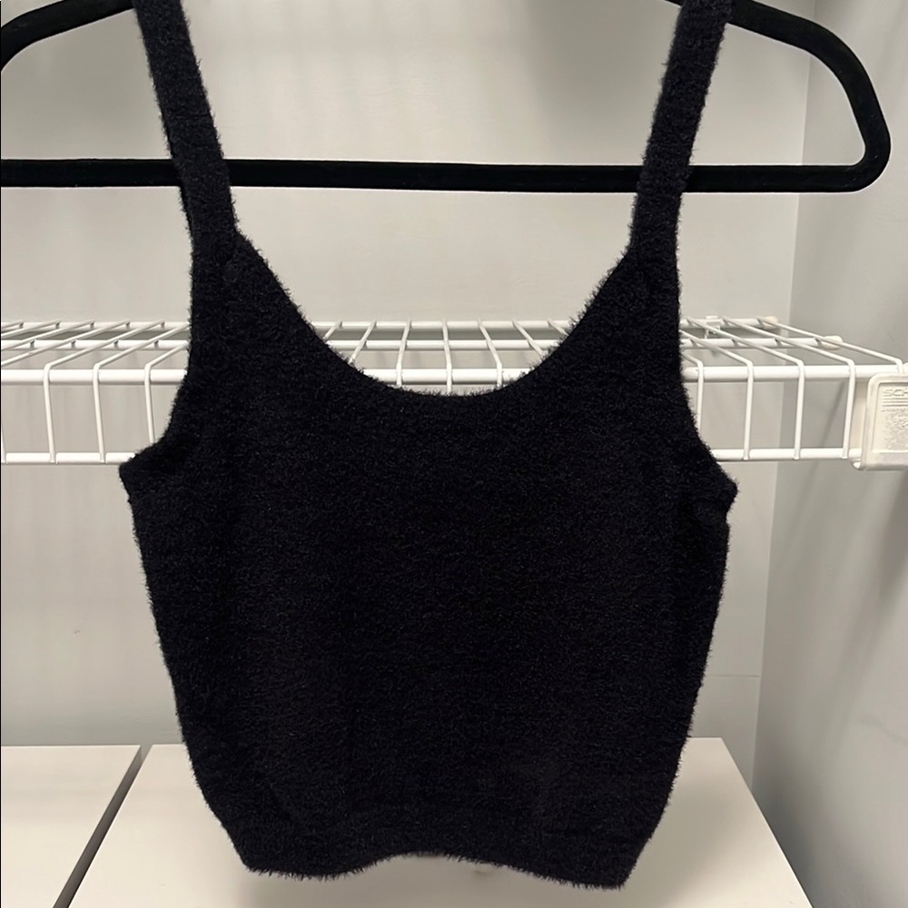 NEW WITH TAG Aritzia Black Tank Top